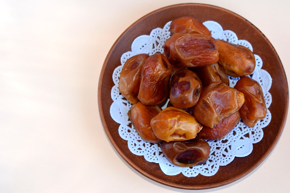 Special Benefits of Dates for Women