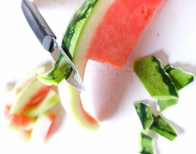 10 Amazing Health Benefits of Watermelon Rind (Back)