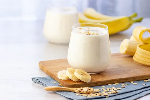 10 Amazing Health Benefits of Bananas and Milk
